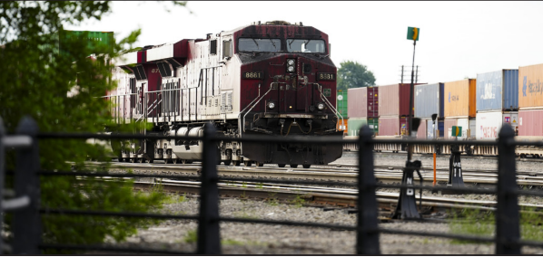 Canadian Government Intervenes To End Rail Lockout, Unions Express Disappointment